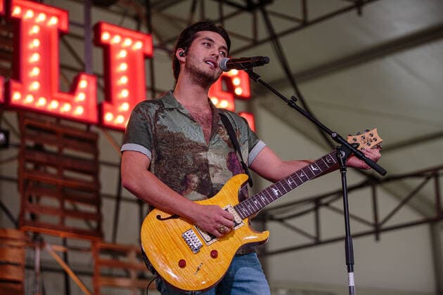 July 31, 2021, George, WA, USA: American Idol Season 17 winner Laine Hardy performs on the Next to Nashville stage during day 2 of the Watershed Music Festival at The Gorge Amphitheater on July 31, 2021 in George, Washington. ( Xander Deccio ImageSpace) George USA - ZUMAs181 20210731_zea_s181_067 Copyright: xImagespacex