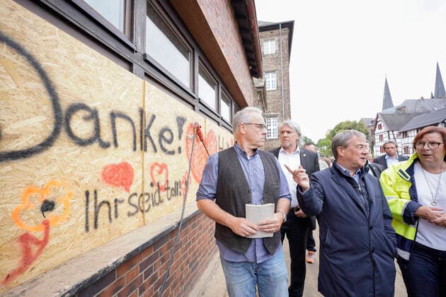 Prime Minister of North Rhine-Westphalia Armin Laschet visits the places affected by the storm Swisttal News, 02 08 2021, Swisttal Odendorf Rhein Sieg Kreis , Prime Minister of North Rhin