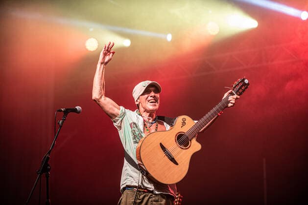 Manu Chao Performs In Padua Manu Chao performs in Padua, Italy, on August 2, 2021 during his tour El Chapulin Solo at the Parco della Musica Padua Italia Italy silvino-manuchao210803_npAn8  Copyright: xRobertoxSilvinox