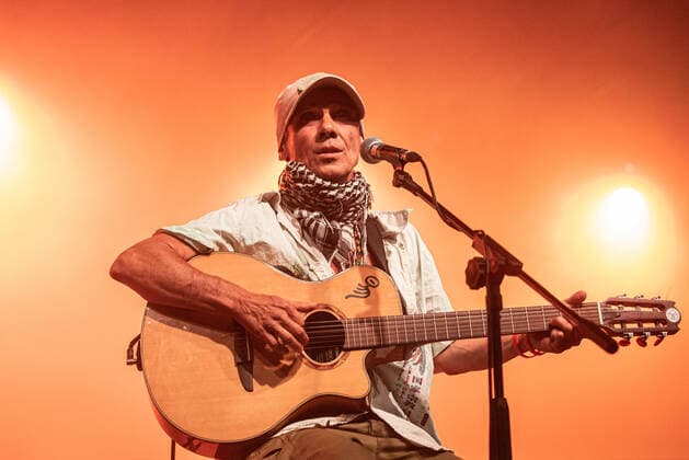 Manu Chao Performs In Padua Manu Chao performs in Padua, Italy, on August 2, 2021 during his tour El Chapulin Solo at the Parco della Musica Padua Italia Italy silvino-manuchao210803_npr2m  Copyright: xRobertoxSilvinox