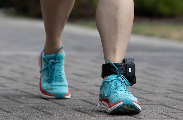 August 6, 2021, Vancouver, BC, Canada: Meng Wanzhou, chief financial officer of Huawei, wears an ankle monitor and running shoes as she leaves home to attend her extradition hearing at B.C. Supreme Court, in Vancouver, on Friday, August 6, 2021. Vancouver Canada  - ZUMAc35_ 20210806_zaf_c35_141 Copyright: xDarrylxDyckx