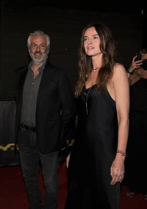 Locarno, Switzerland Locarno Film Festival 2021 Kasia Smutniak receives Leopard Club Awards from President Rolando Benedick. In the photo: Kasia Smutniak, Domenico Procacci Giorgio Armani personal dress shoes  Copyright: xNickxZonnax xIPAx xNickxZonnax