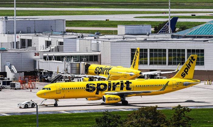 August 6, 2021, Orlando, Florida, United States: A Spirit Airlines aircraft is towed from the terminal gate at Orlando International Airport on the sixth day the airline has cancelled hundreds of flights. .Approximately 2,000 flights were cancelled this week due to weather, staffing shortages, computer problems, and passenger volume. Orlando United States - ZUMAs197 20210806_zaa_s197_050 Copyright: xPaulxHennessyx