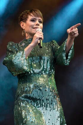 Francine Jordi live at the Summer in the City event on the forecourt of the PostFinance Arena Bern, 06 08 2021 Foto:xA.xRaemyx xFuturexImage