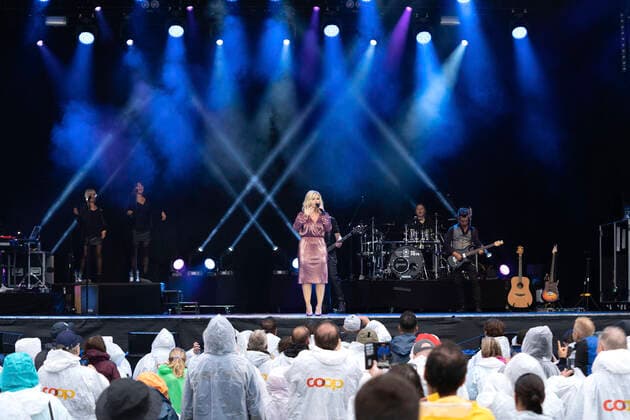 Beatrice Egli live at the Summer in the City event on the forecourt of the PostFinance Arena Bern, 07 08 2021 Foto:xA.xRaemyx xFuturexImage