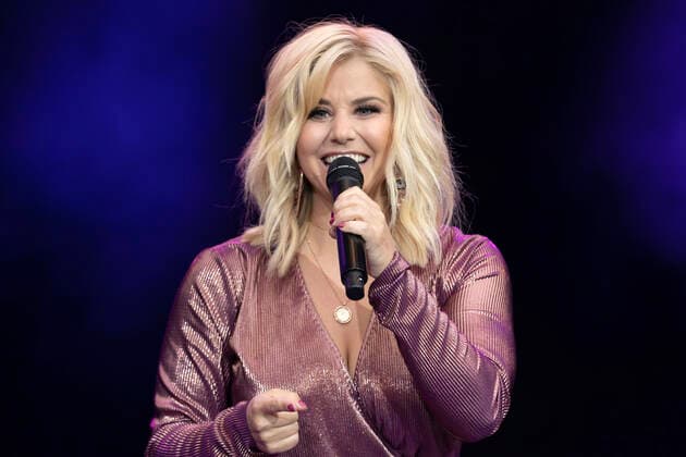 Beatrice Egli live at the Summer in the City event on the forecourt of the PostFinance Arena Bern, 07 08 2021 Foto:xA.xRaemyx xFuturexImage