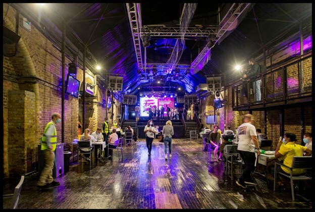 News Bilder des Tages . 08 08 2021. London, United Kingdom. Vaccinations At Heaven. Well-known gay London nightclub Heaven opens it s doors as a vaccination centre.  xMartynxWheatleyx xi-Imagesx IIM-22477-0016