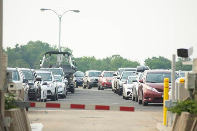 August 9, 2021, Niagara Falls, on, Canada: Cars cross the border into Canada, in Niagara Falls, Ont. on Monday, August 9, 2021. American citizens and permanent residents are now allowed to enter Canada for non-essential purposes if they can provide proof that theyÃ¢â‚¬â ¢ve been fully vaccinated for at least 14 days. Niagara Falls Canada  - ZUMAc35_ 20210809_zaf_c35_010 Copyright: xEduardoxLimax