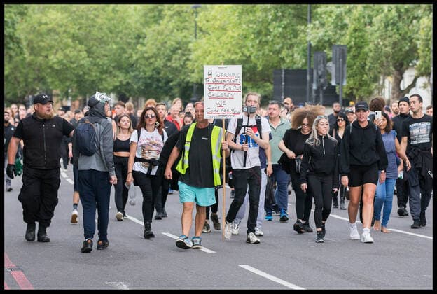 . 09 08 2021. London, United Kingdom. Anti Vaxxers March. A couple of hundred Anti Vaxxers march through London s West End to BBC New Broadcasting House, having earlier attempted to gain entry to studios in White City.  xMartynxWheatleyx xi-Imagesx IIM-22485-0001