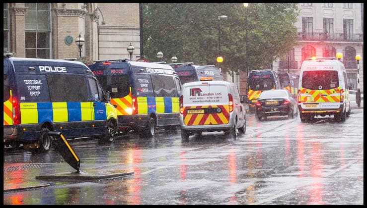 . 09 08 2021. London, United Kingdom. Anti Vaxxers March. A couple of hundred Anti Vaxxers march through London s West End to BBC New Broadcasting House, having earlier attempted to gain entry to studios in White City.  xMartynxWheatleyx xi-Imagesx IIM-22485-0025