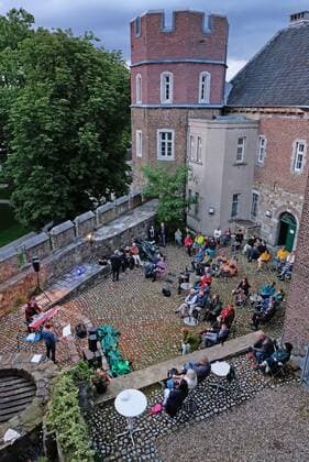 Castle concert Tamara Lukasheva and Lucas Leidinger Aachen, 08 08 2021 Jazz concert by Tamara Lukasheva vocals and Lucas Leidinger piano in the courtyard of Frankenberg Castle Due to the Corona distance rules only a limited number of listeners could be admitted Aachen Burg Frankenberg NRW Germany