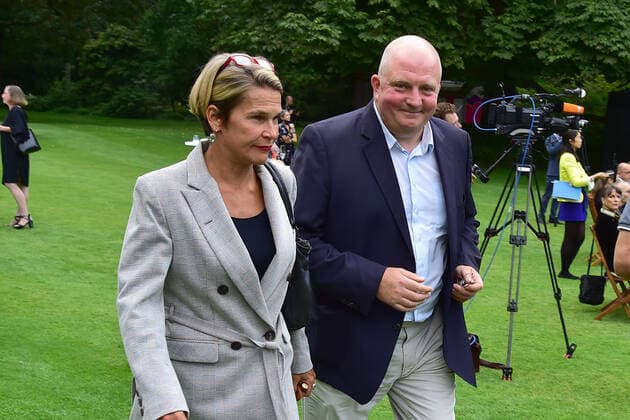 3 Jazz concert with Thomas Quasthoff Joerg Thadeusz with accompaniment Frank Walter Steinmeier, SPD, Federal President Address at a jazz concert with Thomas Quasthoff Friends at SchlossGarten Bellevue in Berlin on 10 08 2021 Photopress Mueller