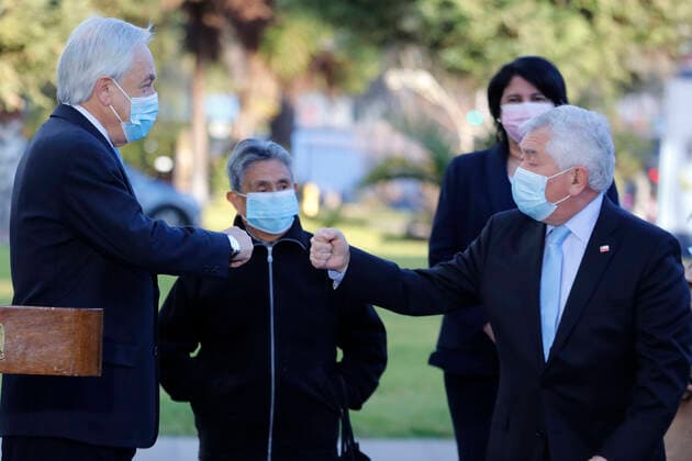 Santiago, August 11, 2021 The President of the Republic, Sebastan Pinera, accompanied by the Minister of Health, Enrique Paris, begins the process of vaccination with booster doses against Covid 19 Dragomir Yankovic Aton Chile, Santiago Chile Aton Chile 533499  Copyright: DRAGOMIRxYANKOVIC ATONxCHILE