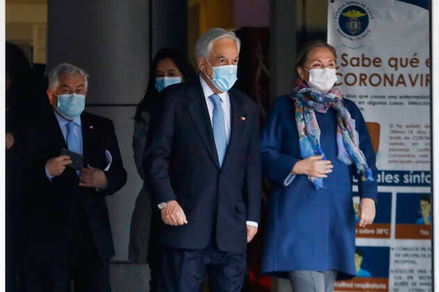 Santiago, August 11, 2021 The President of the Republic, Sebastan Pinera, accompanied by the Minister of Health, Enrique Paris, begins the process of vaccination with booster doses against Covid 19 Dragomir Yankovic Aton Chile, Santiago Chile Aton 533534  Copyright: DRAGOMIRxYANKOVIC ATONxCHILE