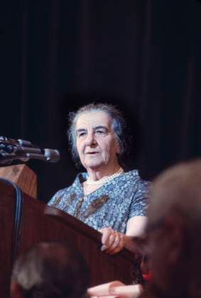 Israeli Prime Minister Golda Meir speaking at United Jewish Appeal (U.J.A.) Dinner, New York City, New York, USA, Bernard Gotfryd, 1973  Copyright: xCircaxImagesx ghi-circa10015