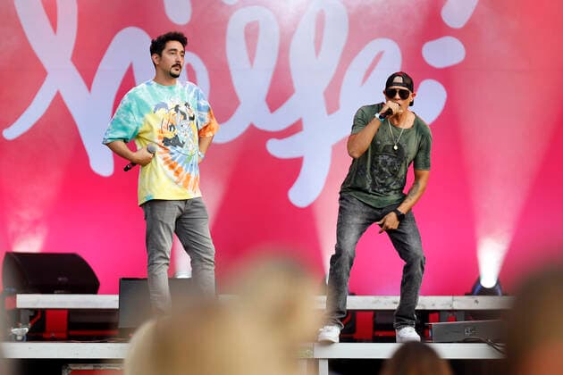Eko Fresh and Dante Thomas at the benefit concert for the victims of the flood disaster at the south bridge Cologne, 11 08 2021 Foto:xC.xHardtx xFuturexImage