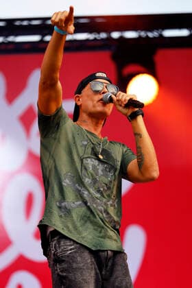 Dante Thomas at the benefit concert for the victims of the flood disaster at the south bridge Cologne, 11 08 2021 Foto:xC.xHardtx xFuturexImage