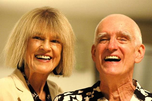 Die amerikanische Jazz-Komponistin und -Pianistin Carla Bley mit ihrem Lebensgefährten, dem Bassisten Steve Swallow. The American jazz composer and pianist Carla Bley with her partner, bassist Steve Swallow. Essen DEU;DE;GERMANY;DEUTSCHLAND;ALLEMAGNE