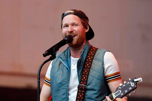 Jojo Berger with the band Querbeat, a 13 piece brasspop band from Bonn, at the benefit concert for the victims of the flood disaster at the Südbrücke Cologne, 12 08 2021 Foto:xC.xHardtx xFuturexImage