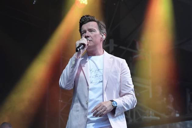 Music Concert Rick Astley Rick Astley in concert at Newmarket Races, Newmarket, United on 13 August 2021. Newmarket Newmarket Races United Editorial use only , Copyright: xSimonxTraylenx PSI-13322-0004