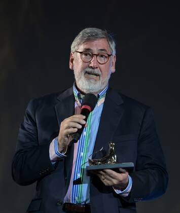 Locarno, Switzerland Locarno Film Festival 2021 John Landis receives Pardo d onore Manor In the photo: John Landis receives Pardo d onore Manor  Copyright: xNickxZonnax xIPAx xNickxZonnax