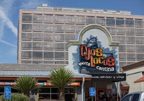 August 13, 2021, USA: Ojos Locos Sports Cantina in Albuquerque, New Mexico on August 13, 2021. The bar was the scene of a shooting the day before. Liam DeBonis for the Albuquerque Journal. USA - ZUMAab1_ 20210813_zaf_ab1_005 Copyright: xLiamxDebonisx