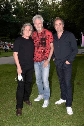 Peter Howarth, Pete Lincoln and Mick Wilson from Frontm3n at the Open Air Concert in the Kurpark in Bad Aibling 13 08 2021 Foto:xS.xAdamx xFuturexImage