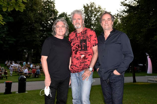 Peter Howarth, Pete Lincoln and Mick Wilson from Frontm3n at the Open Air Concert in the Kurpark in Bad Aibling 13 08 2021 Foto:xS.xAdamx xFuturexImage