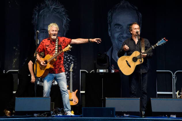 Pete Lincoln and Mick Wilson from Frontm3n live at the open air concert in the Kurpark in Bad Aibling 13 08 2021 Foto:xS.xAdamx xFuturexImage