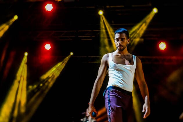 Italy: Mahmood performing Ghettolimpo tour in Lecce Alessandro Mahmoud, aka Mahmood, was born in Milan in 1992 from an Italian mother and Egyptian father. In addition to being an internationally renowned artist, he is also an appreciated author. The new album will be released on 11 June 2021 Ghettolimpo , anticipated by the singles Inuyasha (platinum disc) and Klan , and by Zero , song that is part of the soundtrack of the homonymous Netflix original series. Here on stage at Oversound Music Festival in Lecce Lecce Lecce Italy Copyright: LuigixRizzo