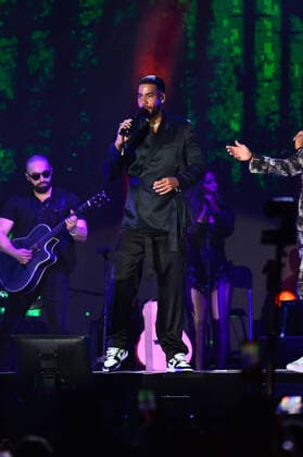 MIAMI GARDENS, FL - AUGUST 14: Romeo Santos of Dominican-American Bachata Group Aventura performs on stage during the Inmortal Tour at Hard Rock Stadium on August 14, 2021 in Miami Gardens, Florida. Copyright: xmpi10x