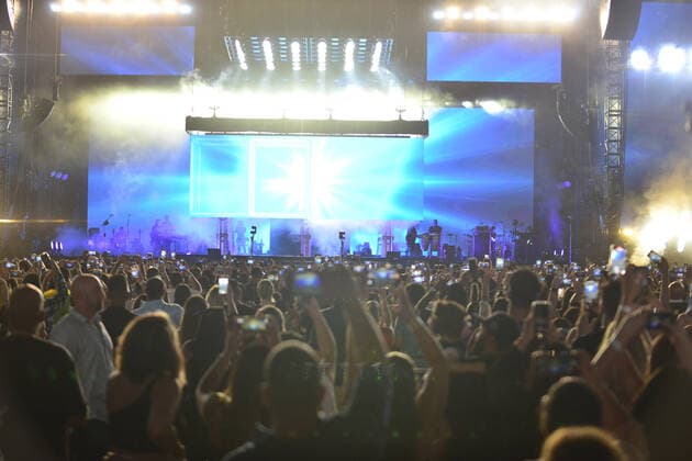 MIAMI GARDENS, FL - AUGUST 14: Atmosphere of fans attends the Dominican-American Bachata group Aventura performs on stage during the Inmortal Tour at Hard Rock Stadium on August 14, 2021 in Miami Gardens, Florida. Copyright: xmpi10x