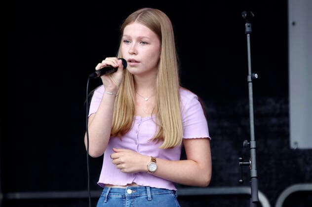 Lisa Marie Ramm live at the anniversary festival 750 years Bramfeld at the market place Bramfeld Hamburg, 15 08 2021 Foto:xgbrcix xFuturexImage