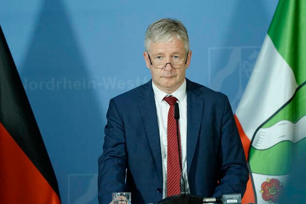 Press Briefing of the NRW Minister of Health on the current Corona situation, Duesseldorf 17 08 2021 Dr med Gernot Marx, the Clinic Director for Operative Intensive Care Medicine of the University Hospital Aachen in portrait during a press briefing on the current situation of the Corona virus pandemic and next vaccination steps in North Rhine-Westphalia Duesseldo