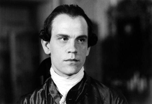 DANGEROUS LIAISONS, John Malkovich, 1988. ?Warner Brothers courtesy Everett Collection Ref:MBDDALI WB004 PUBLICATIONXNOTxINxCANxCHNxFRAxITAxJPNxNORxPOLxRUSxESPxUKxUSA Copyright: xx MBDDALI WB004