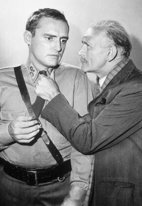 THE TWILIGHT ZONE, He s Alive , from left: Dennis Hopper, Ludwig Donath, aired: 1 24 1963, season 4, 1959-1964 Ref:TBDTWZO EC122 PUBLICATIONXNOTxINxCANxCHNxFRAxITAxJPNxNORxPOLxRUSxESPxUKxUSA Copyright: xx TBDTWZO EC122