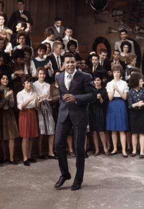 AMERICAN BANDSTAND, Chubby Checker performing the Twist, circa 1961. ph: Curt Gunther TV Guide courtesy Everett Collection Ref:TSDAMBA EC015 PUBLICATIONXNOTxINxCANxCHNxFRAxITAxJPNxNORxPOLxRUSxESPxUKxUSA Copyright: xx TSDAMBA EC015