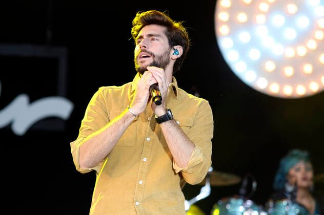 Alvaro Soler live at the Vor Deiner Tür Open Air at Cruise Center Steinwerder Hamburg, 17 08 2021 Foto:xC.xTamckex xFuturexImage