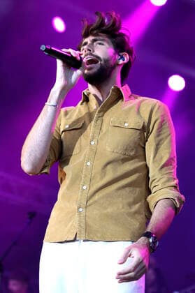 Alvaro Soler live at the Vor Deiner Tür Open Air at Cruise Center Steinwerder Hamburg, 17 08 2021 Foto:xC.xTamckex xFuturexImage