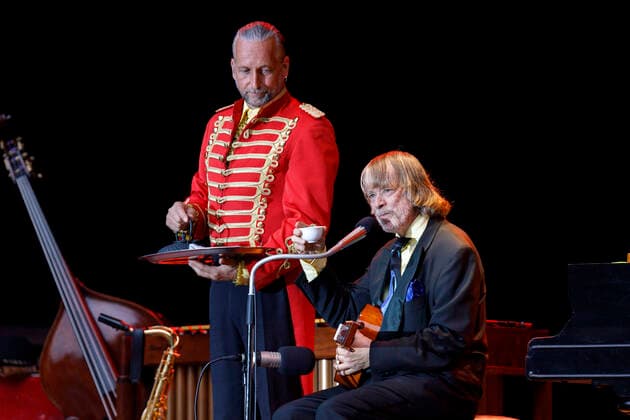 Bodo Oesterling and Helge Schneider live with the program The Return of the Blue-Green Emerald Beetle at the Bonn Art Lawn Bonn, 17 08 2021 Foto:xC.xHardtx xFuturexImage