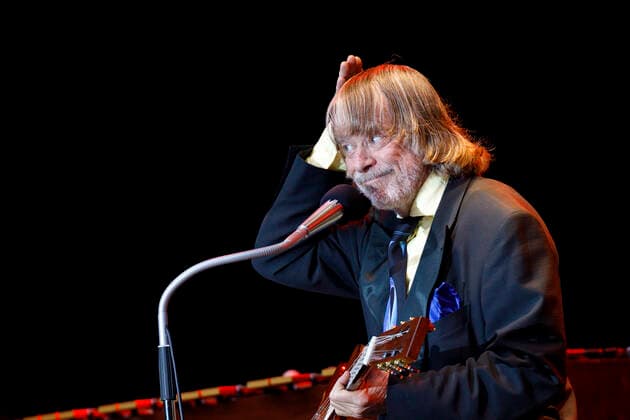 Helge Schneider live with his program Die Wiederkehr des blaugrünen Smaragdkäfers at the Bonner Kunst Rasen Bonn, 17 08 2021 Foto:xC.xHardtx xFuturexImage