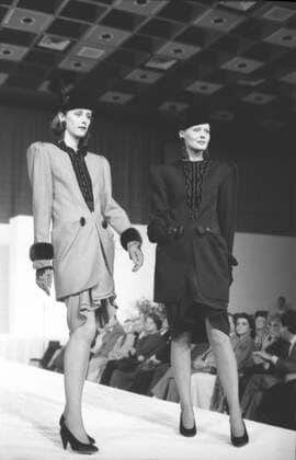 Nina Ricci fashion show in Moscow 6623432 01.11.1989 Nina Ricci presents its 1989 fall winter collection at a fashion show in Moscow. Alexander Makarov Moscow Russia  Copyright: xAlexanderxMakarovx