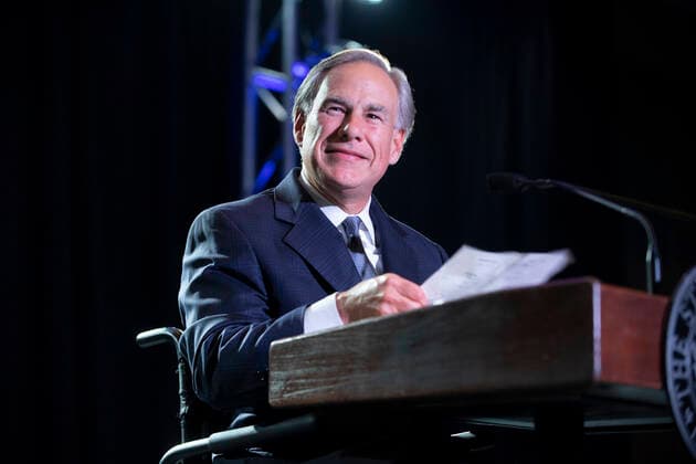 August 18, 2021, Austin, TX, United States: Governor GREG ABBOTT speaks without a mask to a group of Texas business leaders in Austin on August 9th, 2021 -- eight days before a positive COVID-19 test on August 17th. The governor, who is tested daily, is receiving Regeneron monoclonal antibody treatment and has no reported symptoms. Austin United States - ZUMAd150 20210818_znp_d150_011 Copyright: xBobxDaemmrichx