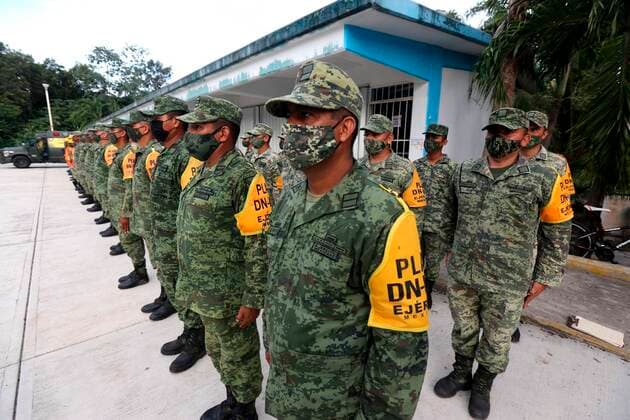 Members of the army stand guard previous the arrival of Hurricane Grace in the city of Tulum, Quintana Roo state, Mexico, 18 August 2021. Authorities of the three levels of government of the state of Quintana Roo, southeast of Mexico, indicated this Wednesday that they are on alert and prepared to receive the impact of hurricane Grace, category 1, which could occur during the first hours of Thursday near the municipality from Tulum. Quintana Roo on alert to receive the impact of Hurricane Grace !ACHTUNG: NUR REDAKTIONELLE NUTZUNG!  Copyright: xAlonsoxCupulx MEX9358 20210819-1800c303e77fcb25ba7306a9a9a0837c11dc8a48