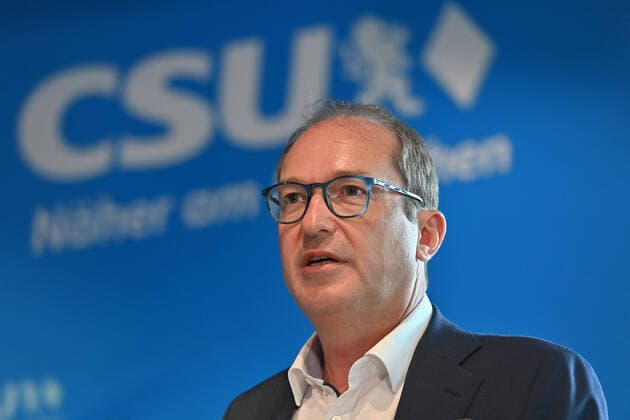 Alexander DOBRINDT Chairman of the CSU regional group in the German Bundestag, single picture, cut single motive, portrait, portrait press conference after video conference of the CSU Praesidium to the topic Afghanistan in the CSU headquarters in Munich on 19 08 2021