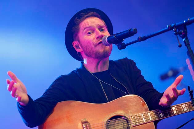Johannes Oerding live at the BonnLive Kulturgarten Open Air 2021 in the Rheinaue Bonn, 18 08 2021 Foto:xC.xHardtx xFuturexImage