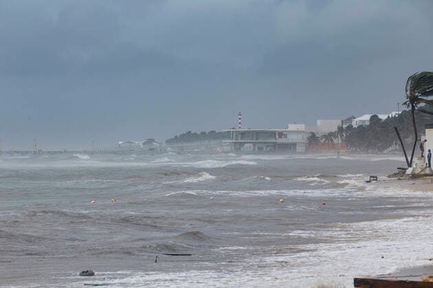 Hurrican Grace Hits Playa Del Carmen Coast The choppy sea intensifies due Category 1 Hurricane Grace hit Playa del Carmen in the Mexican Caribbean. On August 19, 2021 in Playa Del Carmen, Mexico. Playa Del Carmen Quintana Roo Mexico group-hurrican210819_npDgl  Copyright: xEyepixx