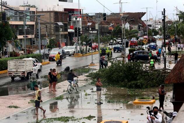 View of downed trees during Hurricane Grace in Quintana Roo state, Mexico, 19 August 2021. Mexican authorities called for calm after Hurricane Grace made landfall in the Mexican Caribbean, through the municipality of Tulum, bringing heavy rains. EFE Alonso Cupul Authorities call for calm after Hurricane Grace makes landfall in Mexican Caribbean !ACHTUNG: NUR REDAKTIONELLE NUTZUNG!  Copyright: xAlonsoxCupulx MEX9423 20210819-2bc2682878443700c798931caaa6f4ee92604113