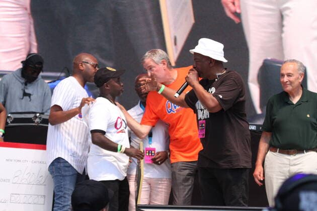 August 20, 2021, Queens, New York, USA: $50,000 was donated by Resort World to NYC Homecoming 2021 during It s Time for Hip Hop in New York Concerts presented by The City of New York, Universal Hip Hop Museum, and IDEKO as part of NYC Homecoming Week held at Forest Hill stadium in Queens, New York with the presence of NYC Mayor, Bill de Blasio and US Senate leader, Chuck Schumer. The event starts at 4pm till 9.30pm. There is tight security check up with proof of vaccination or COVID -19 test while most of the people aren™t using masks. Copyright: xNiyixFotex