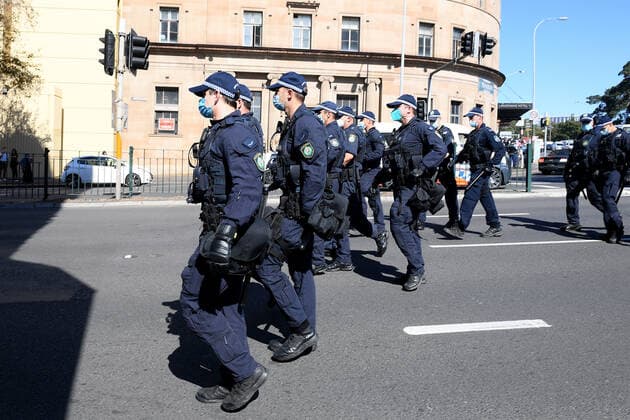 Coronavirus in Australien, Anti-Lockdown Protest in Sydney ANTI LOCKDOWN PROTEST SYDNEY, NSW Police and Public Order and Riot Squad officers are seen during an anti-lockdown protest in Sydney, Saturday, August 21, 2021. ( NO ARCHIVING, EDITORIAL USE ONLY, NO USE IN BOOKS WITHOUT CONSENT SYDNEY NSW AUSTRALIA  Copyright: xDANxHIMBRECHTSx 20210821001568395829